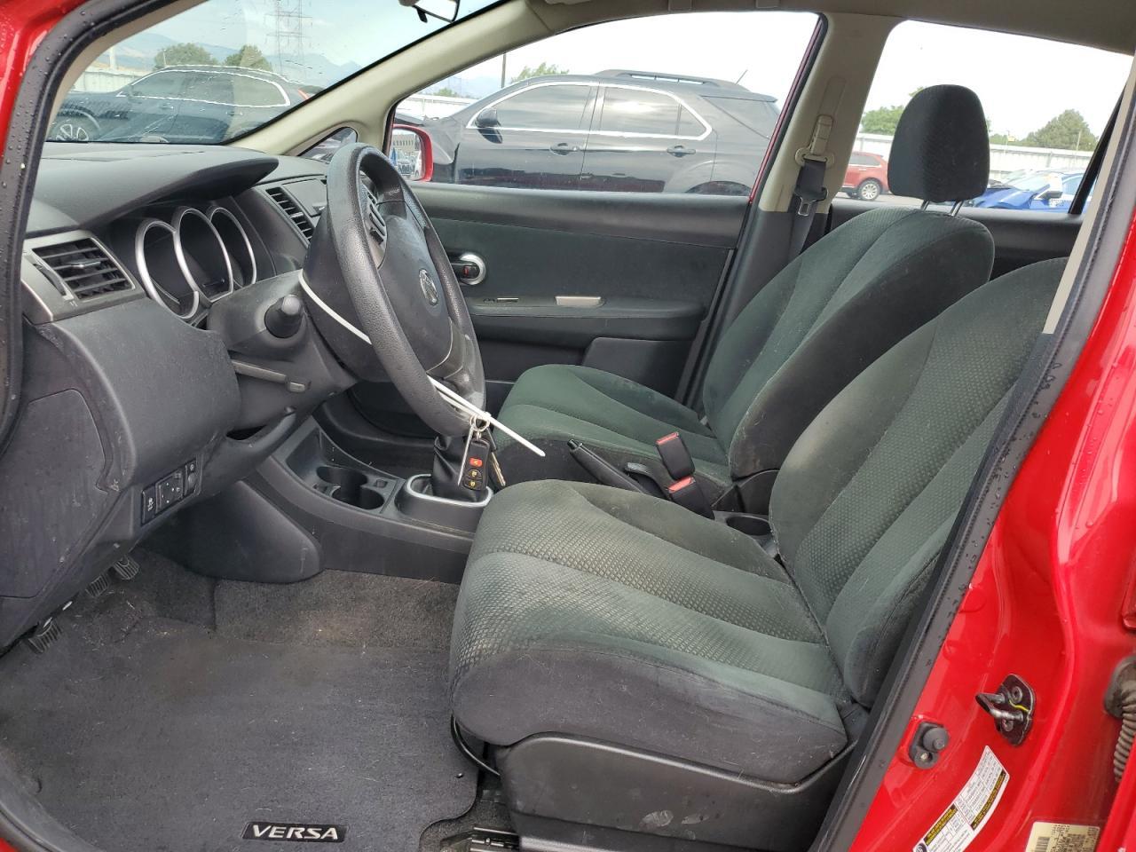 2012 Nissan Versa S - Фото 7