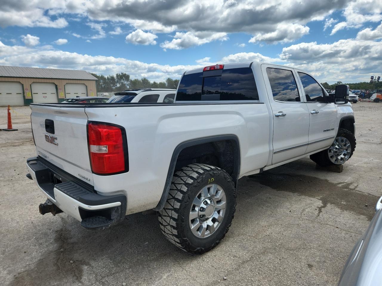 2018 GMC Sierra K2500 Denali - Фото 3