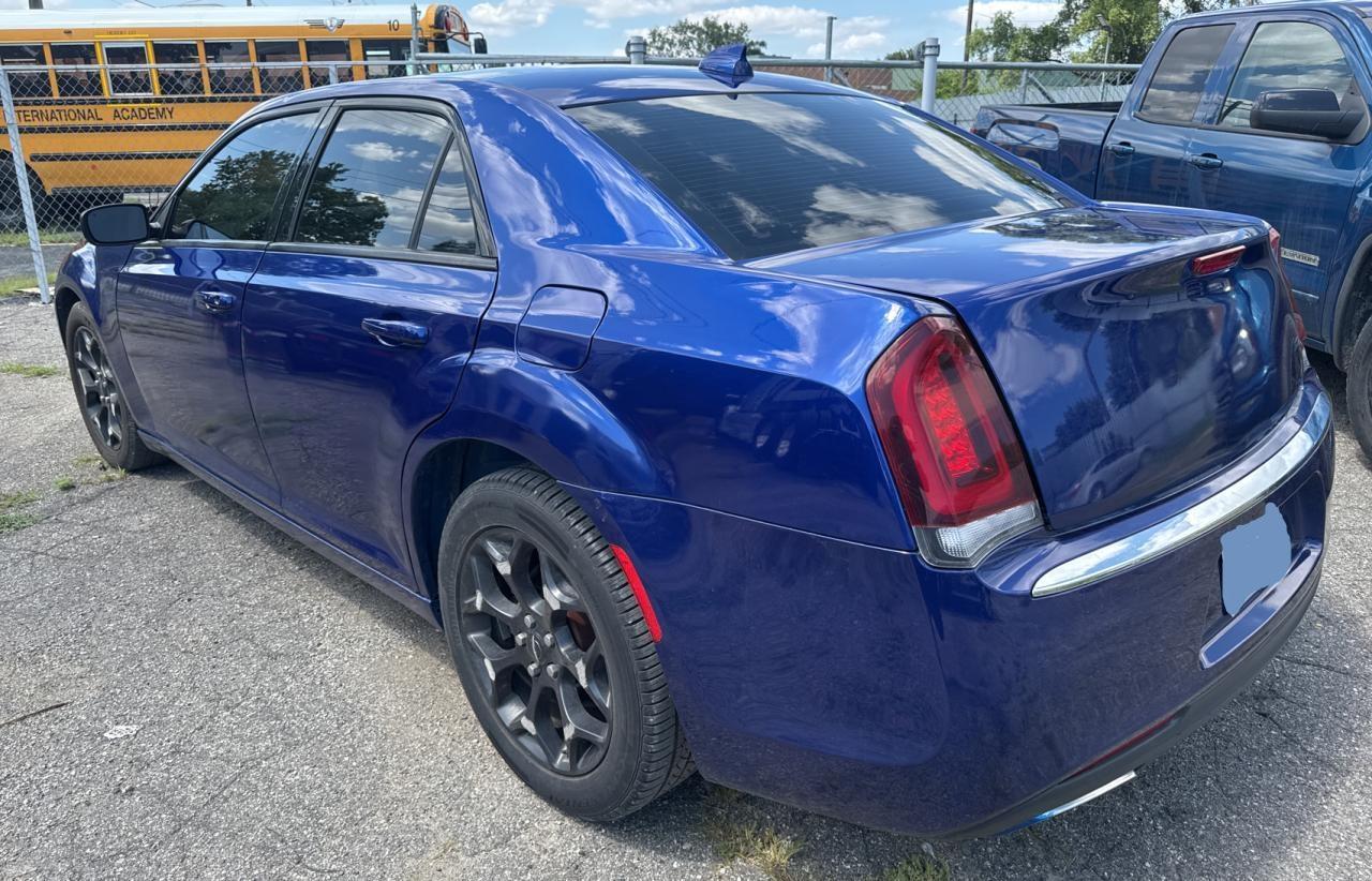 2019 Chrysler 300 S - Фото 3