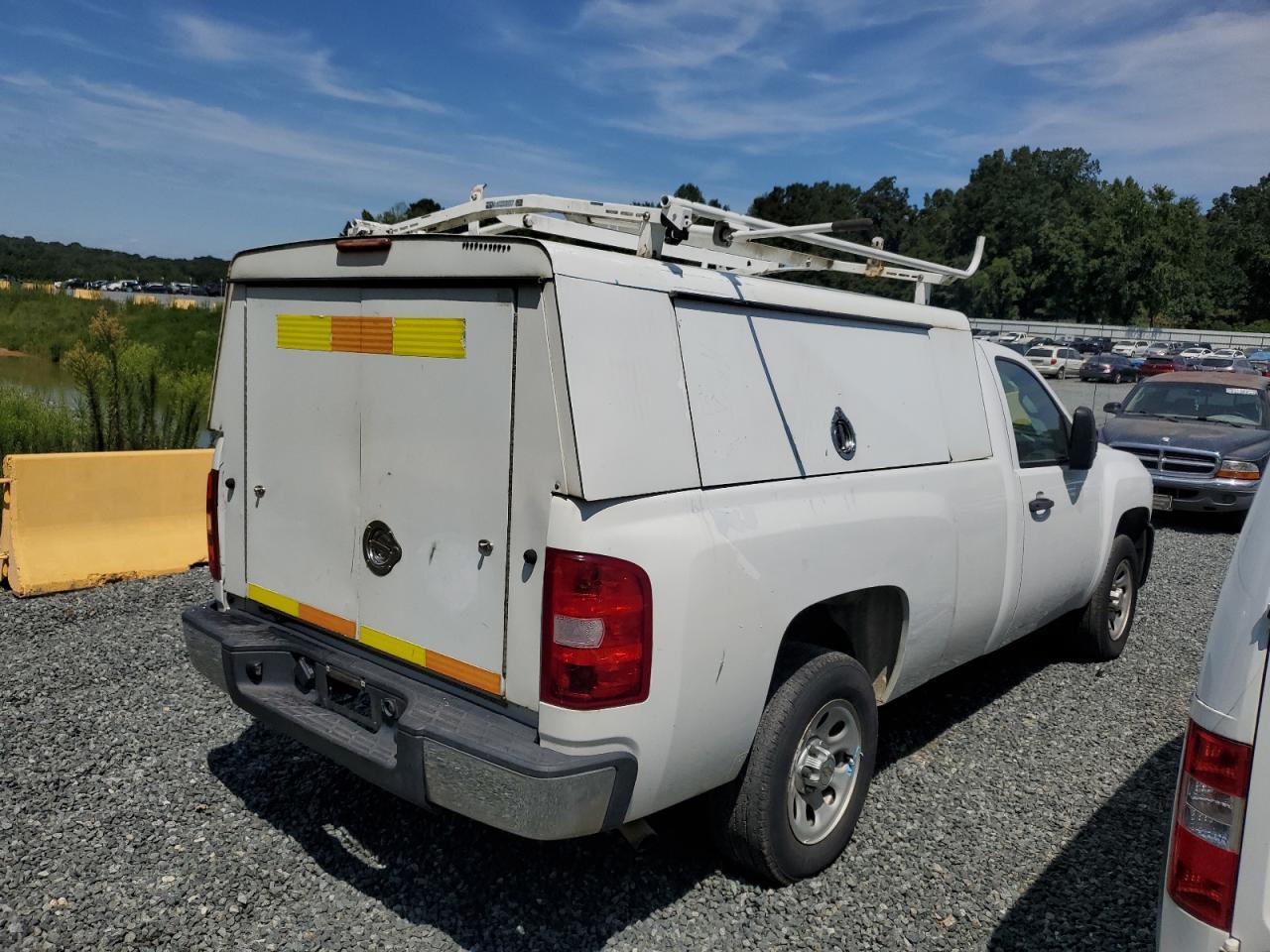 2012 Chevrolet Silverado C1500 - Фото 3