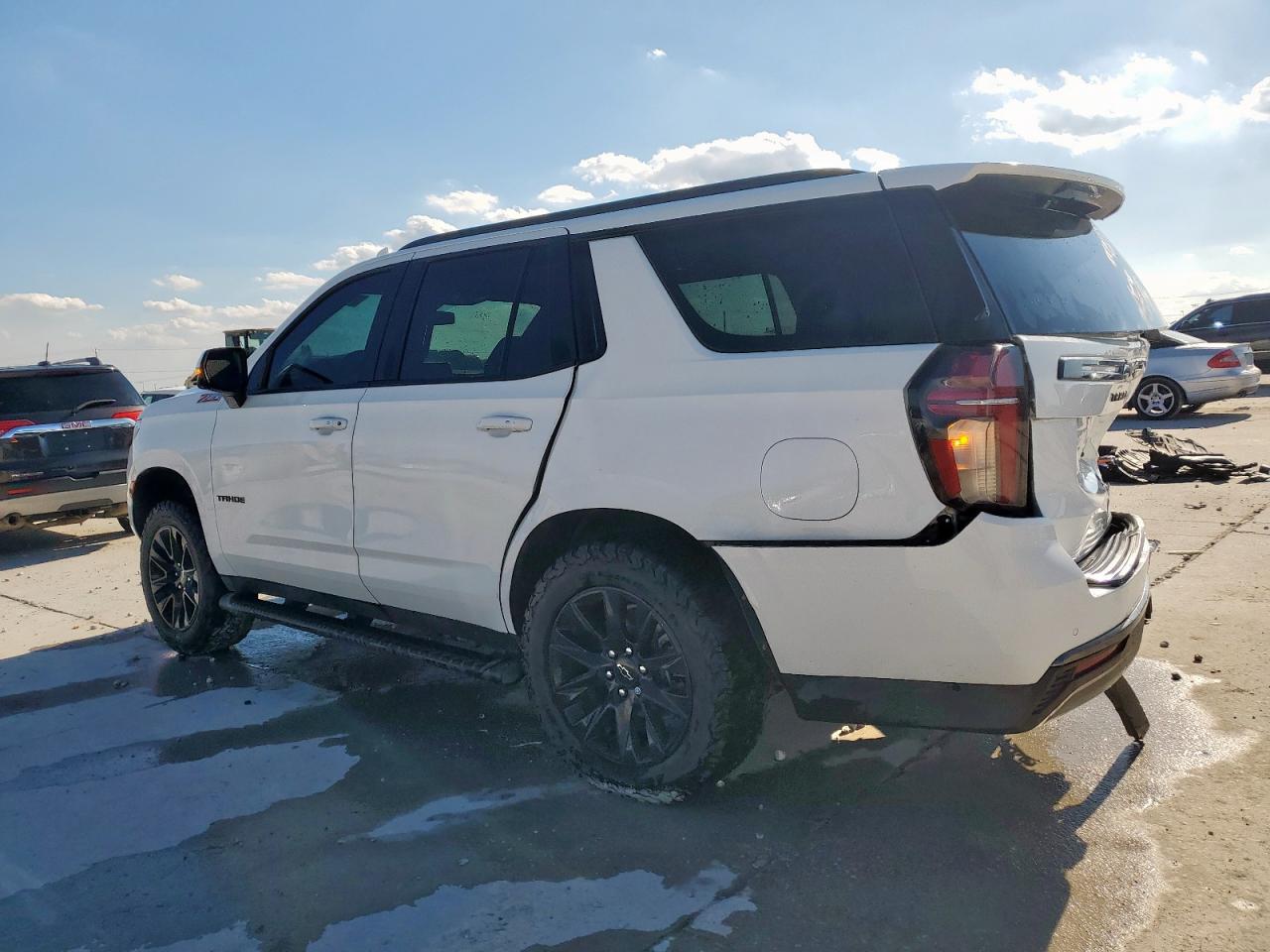 2022 Chevrolet Tahoe K1500 Z71 - Image 2