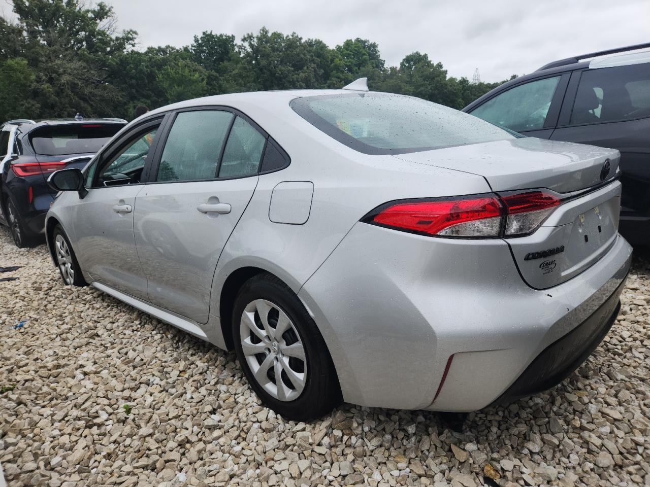 2024 Toyota Corolla Le - Фото 2