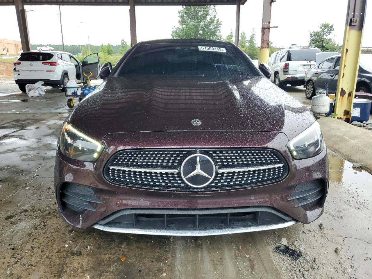 2023 Mercedes-Benz E 450 4Matic - Image 5