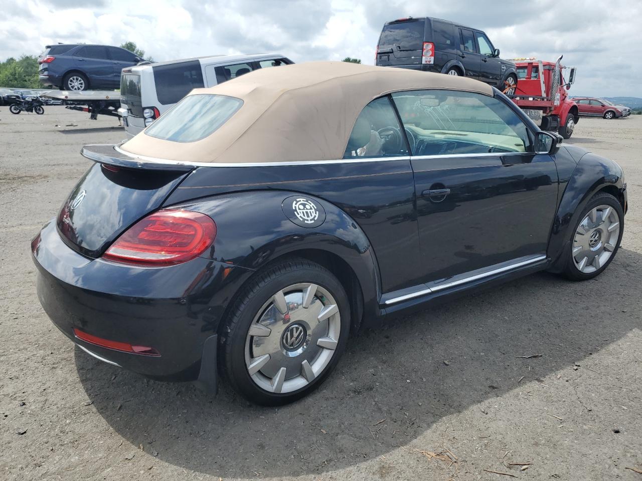 2017 Volkswagen Beetle S/Se - Image 3