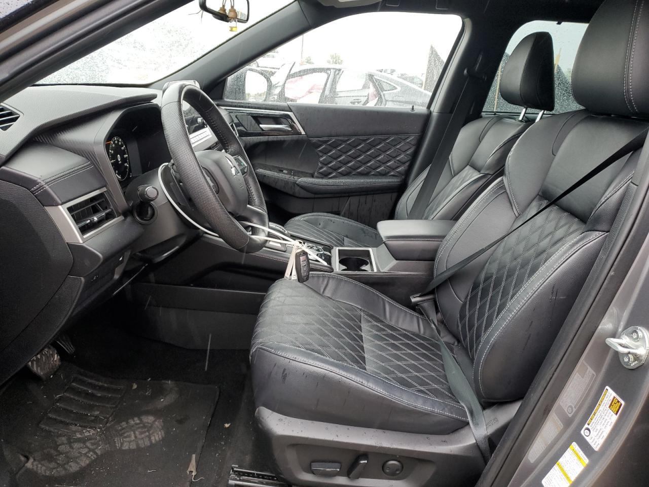 2023 Mitsubishi Outlander Sel - Image 7