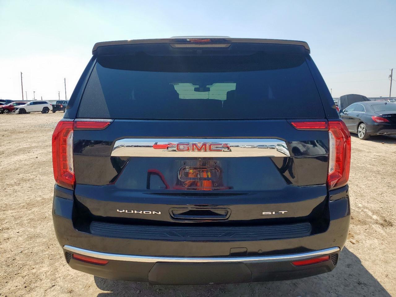 2021 GMC Yukon Slt - Фото 6