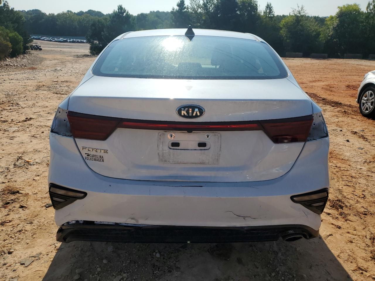 2021 Kia Forte Fe - Image 6