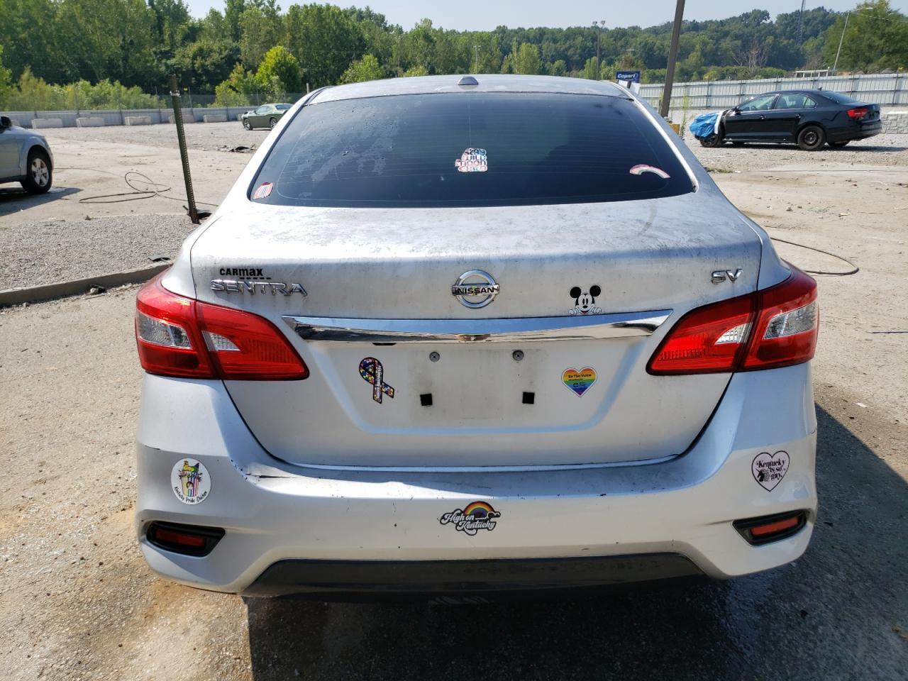 2017 Nissan Sentra S - Фото 6