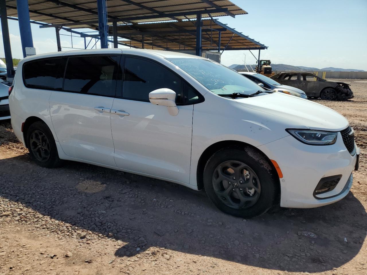2022 Chrysler Pacifica Hybrid Touring L - Фото 4