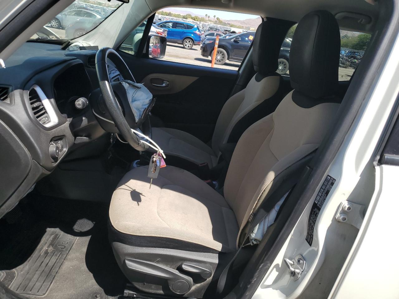 2015 Jeep Renegade Latitude - Фото 7