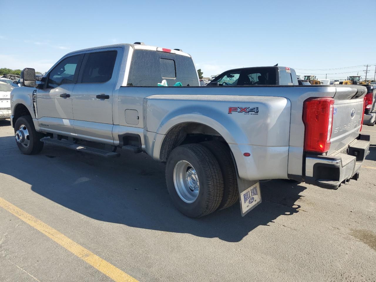 2024 Ford F350 Super Duty - Image 2