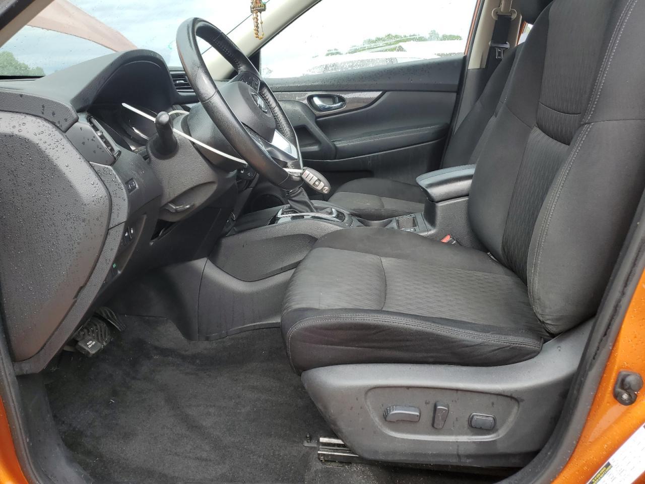 2019 Nissan Rogue S - Image 7