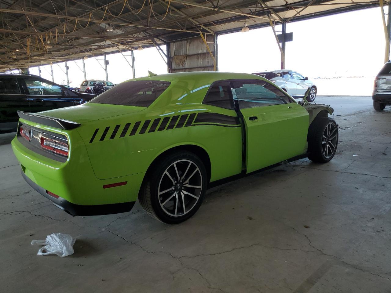 2023 Dodge Challenger R/T - Фото 3