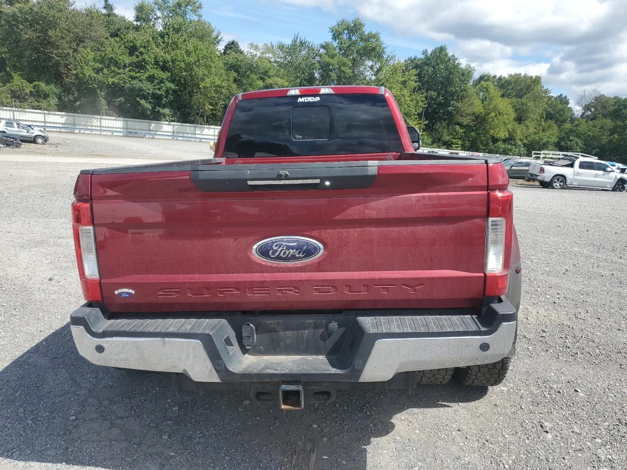 2017 Ford F-350 Super Duty Drw Crew Cab - Фото 6