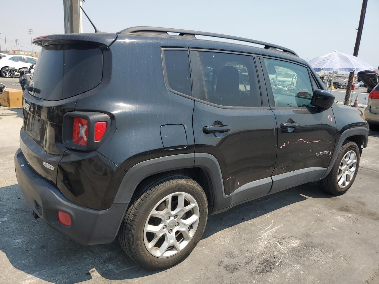 2017 Jeep Renegade Latitude - Фото 3