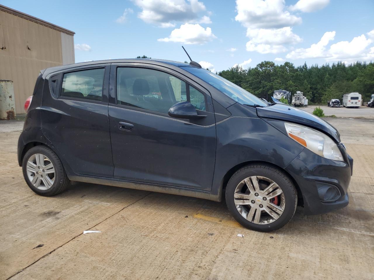 2015 Chevrolet Spark Ls - Image 4