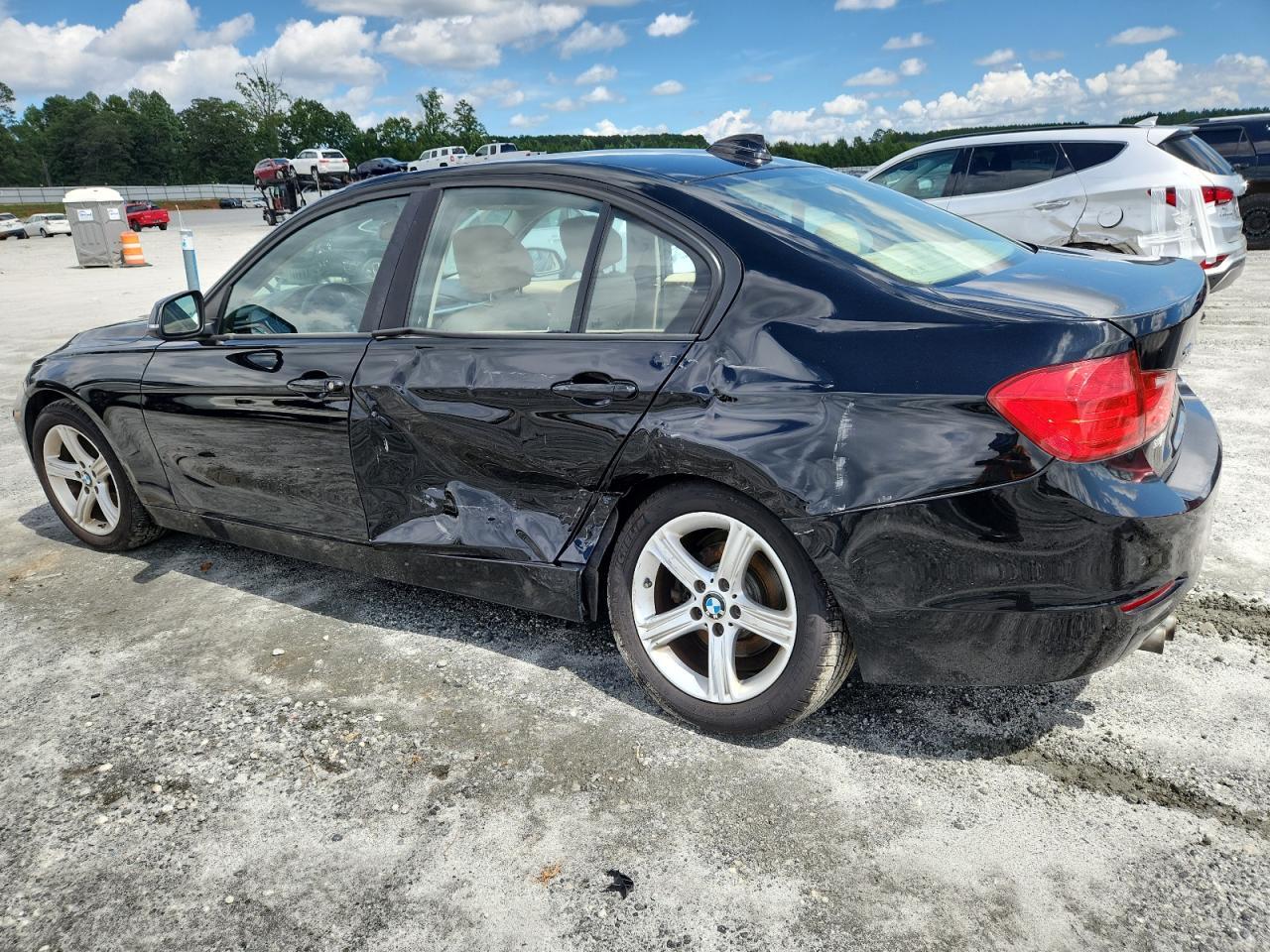 2015 BMW 328 Xi - Фото 2