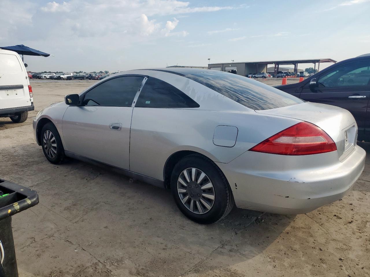 2003 Honda Accord Lx - Фото 2