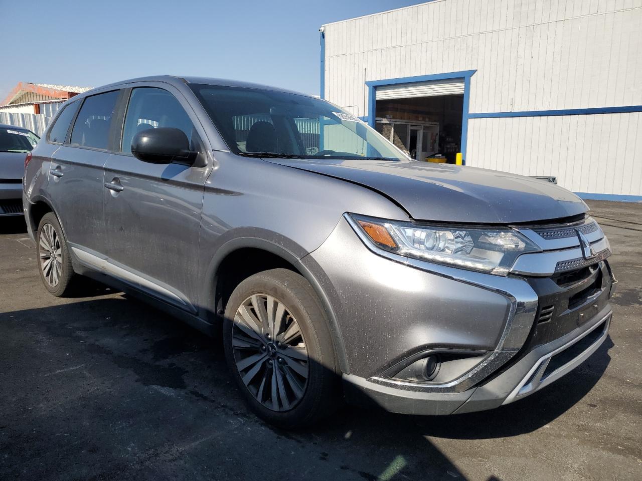 2019 Mitsubishi Outlander Se - Фото 4