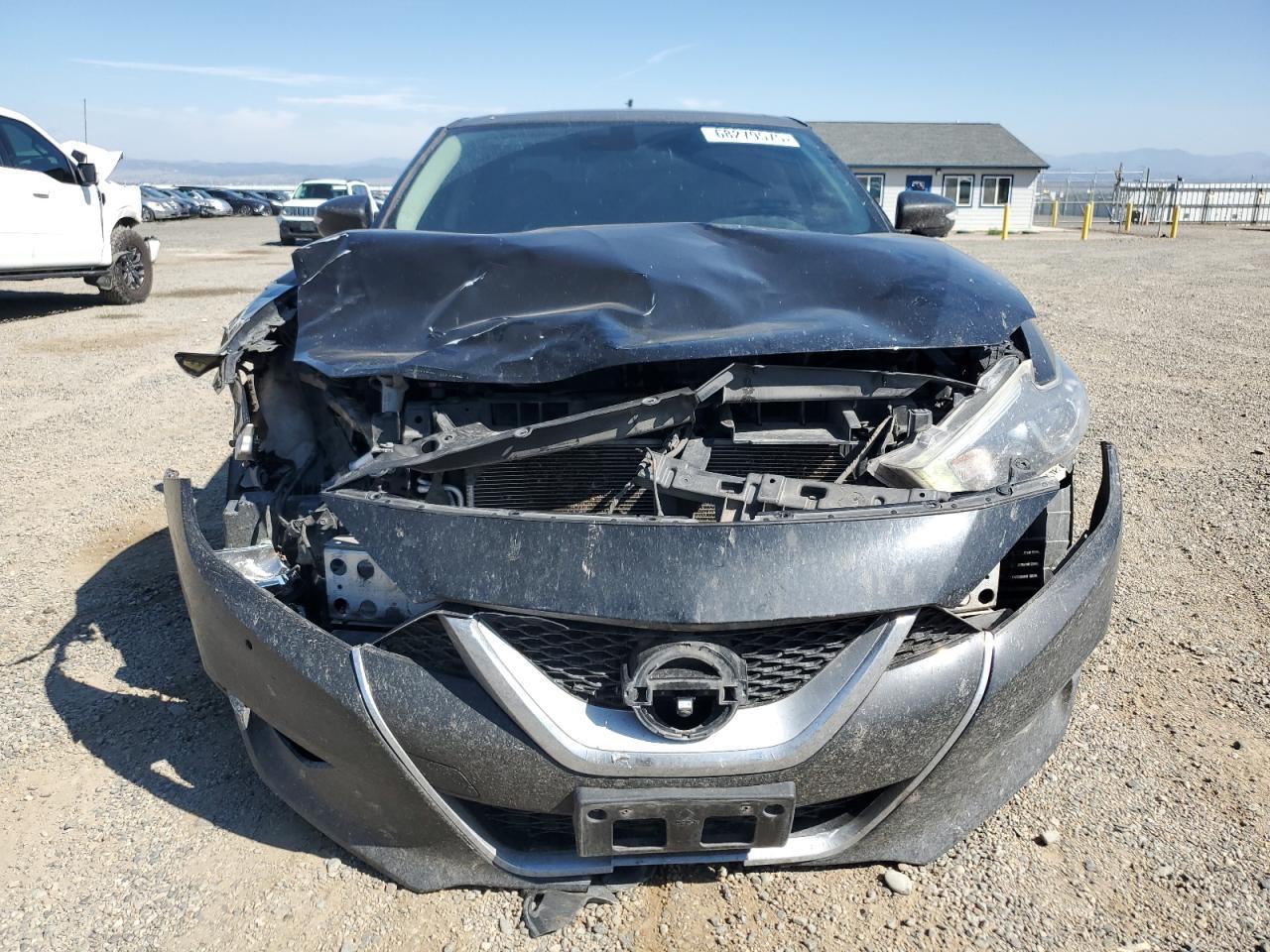 2017 Nissan Maxima 3.5S - Image 5