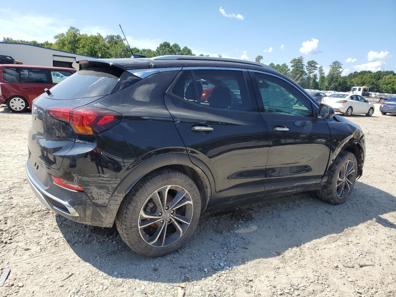 2022 Buick Encore Gx Essence - Image 3