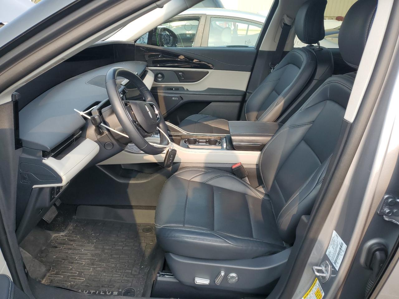 2024 Lincoln Nautilus Premiere - Image 7