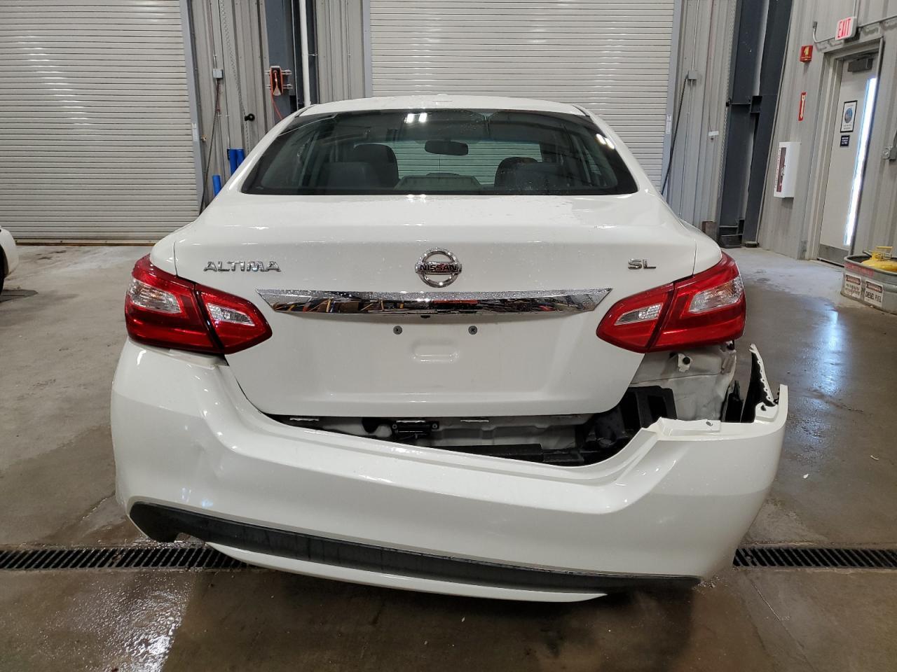 2017 Nissan Altima 2.5 - Фото 6