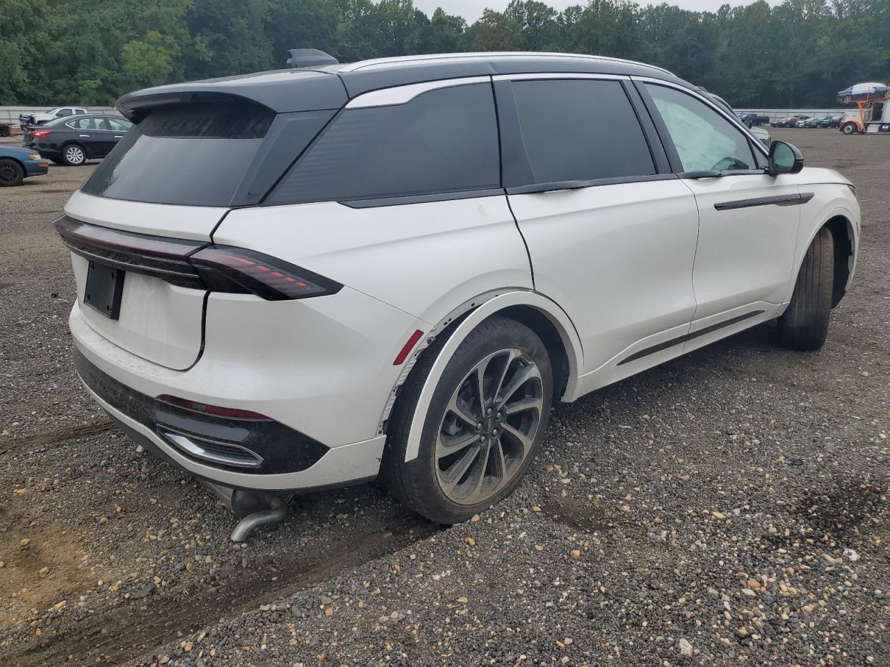 2025 Lincoln Nautilus Black Label - Фото 3