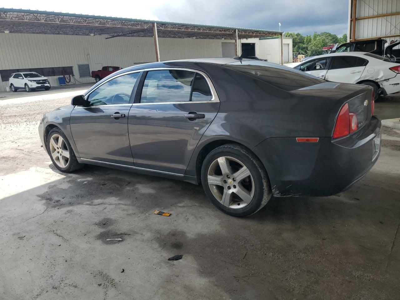 2011 Chevrolet Malibu 2Lt - Image 2