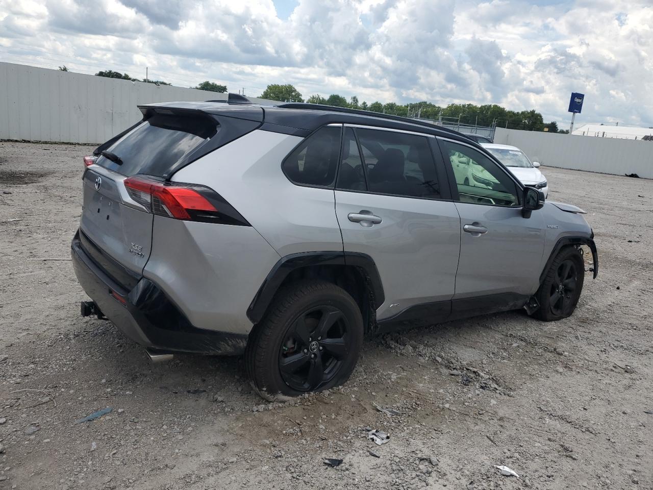 2019 Toyota Rav4 Xse - Image 3