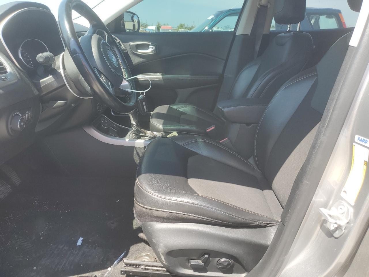 2020 Jeep Compass Latitude - Image 7