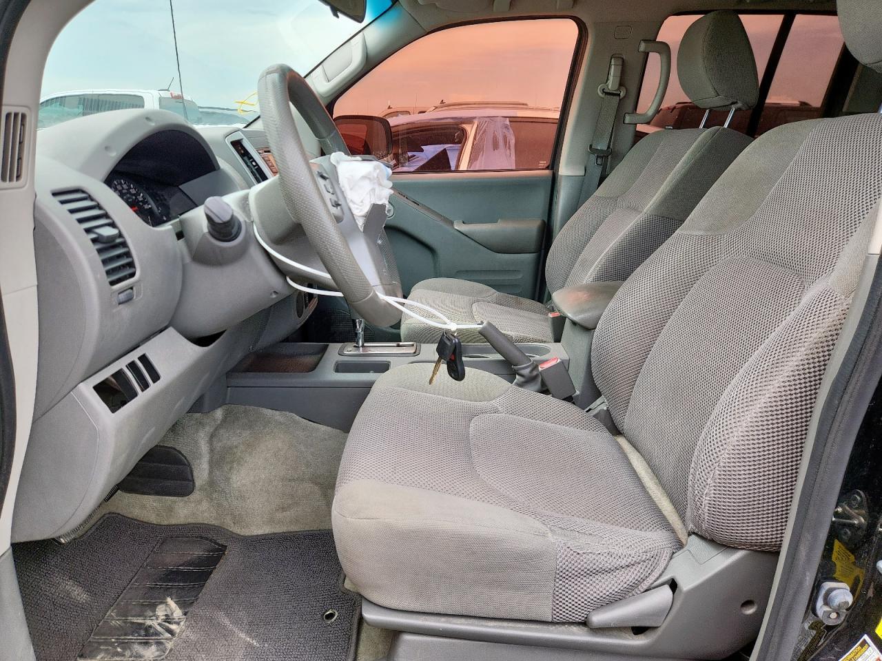 2018 Nissan Frontier S - Image 7