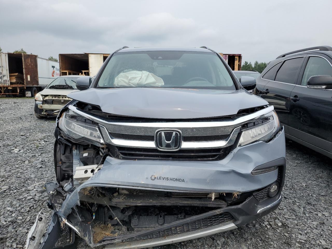 2022 Honda Pilot Touring - Image 5