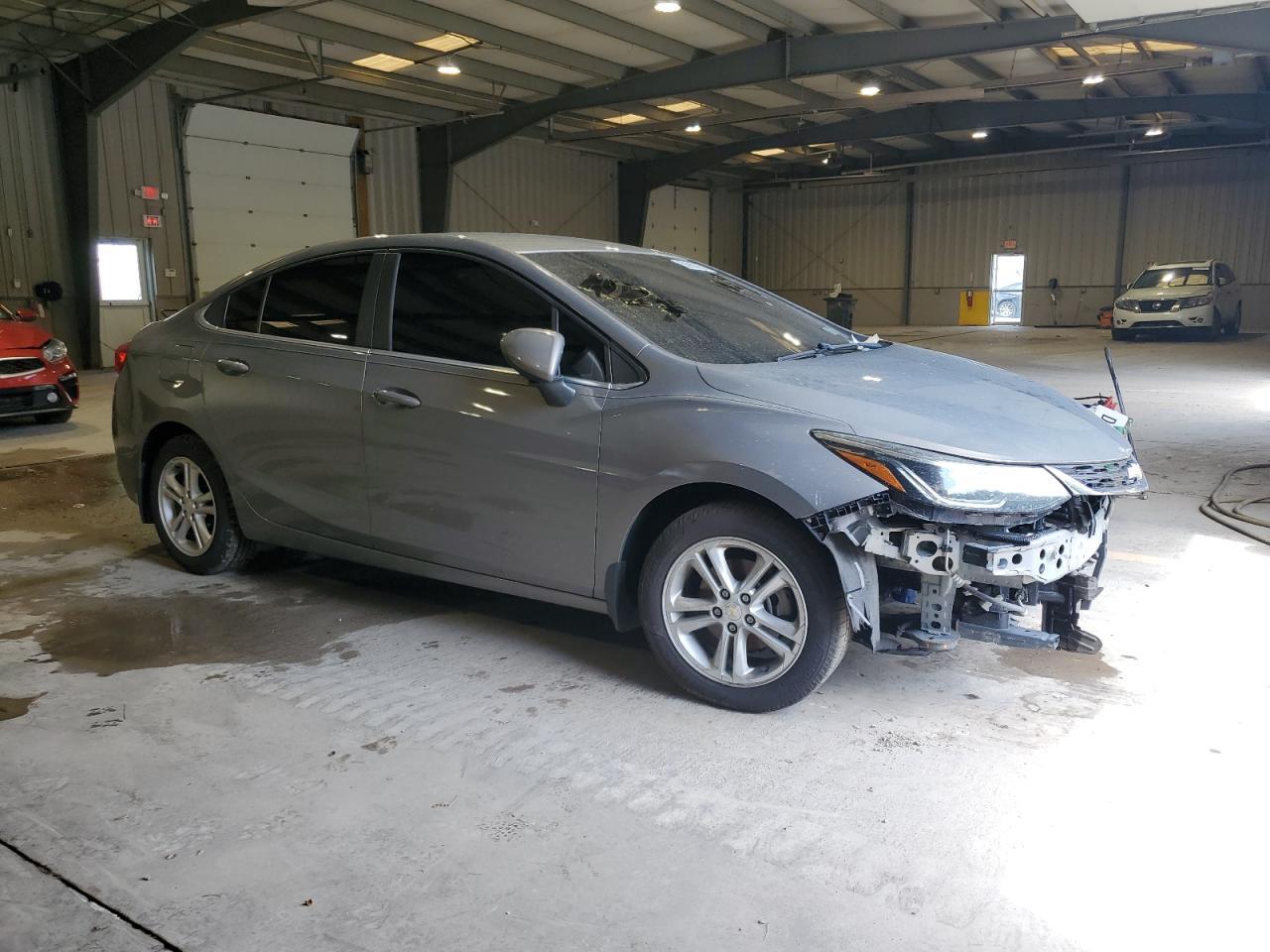 2017 Chevrolet Cruze Lt - Фото 4