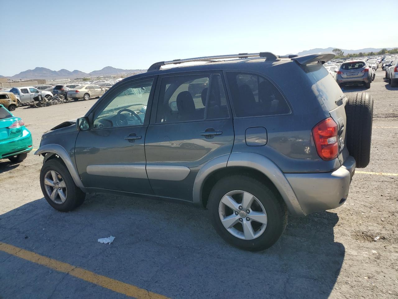 2004 Toyota Rav4 - Image 2