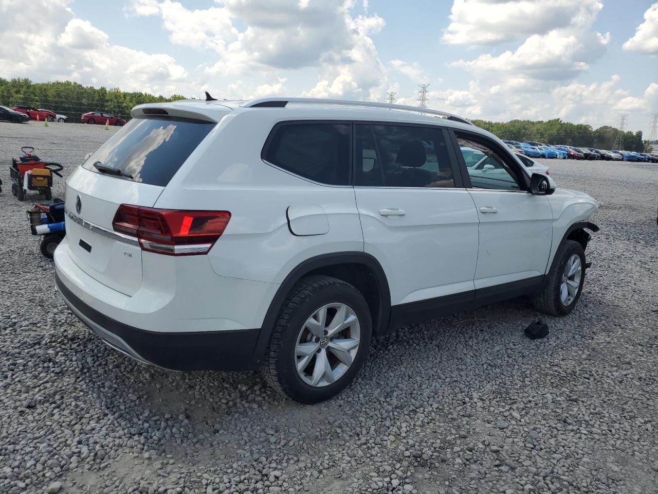 2018 Volkswagen Atlas S - Фото 3