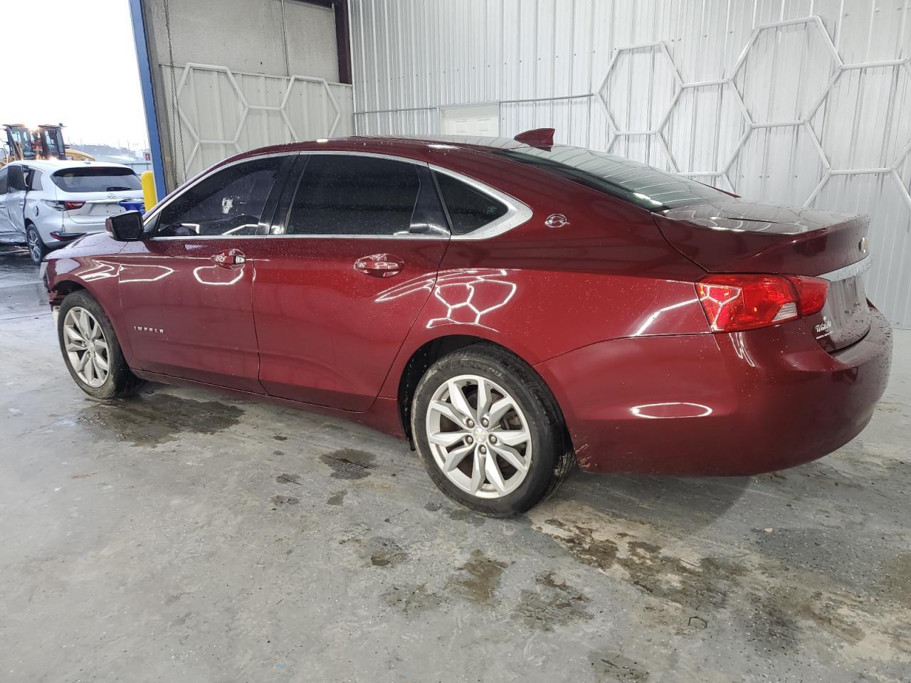 2017 Chevrolet Impala Lt - Фото 2
