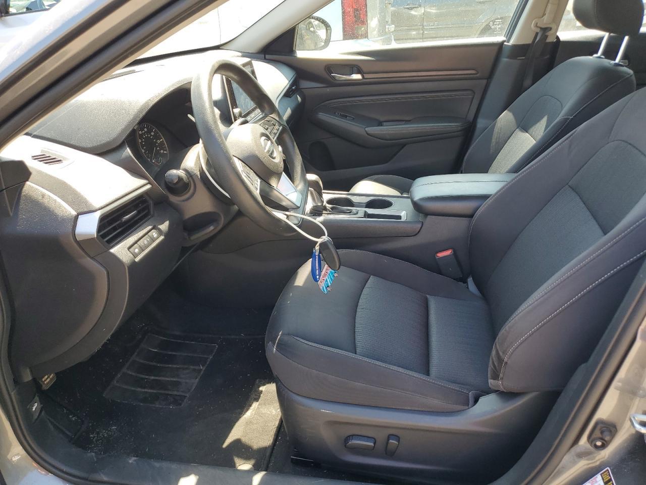 2020 Nissan Altima S - Image 7