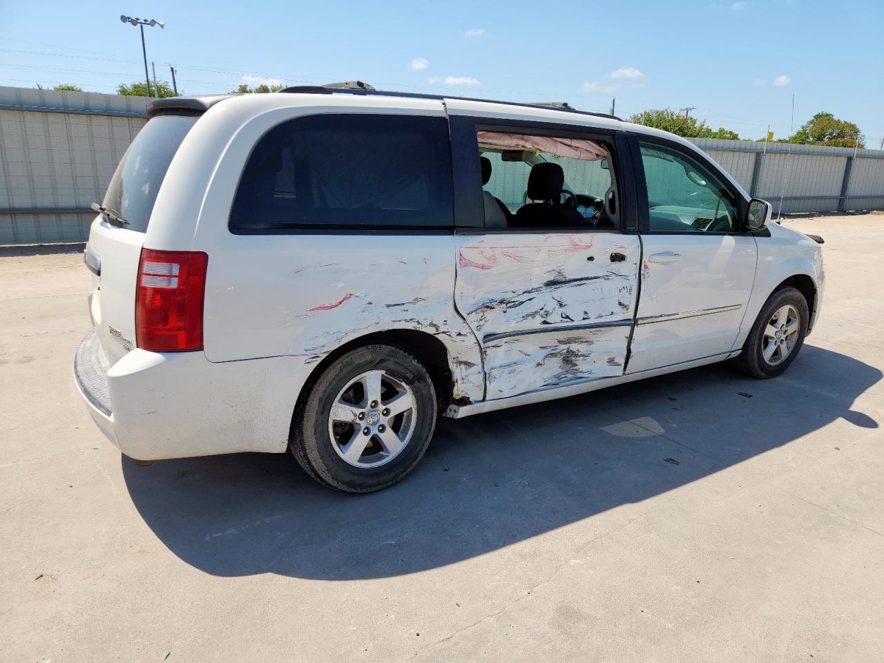 2010 Dodge Grand Caravan Sxt - Фото 3