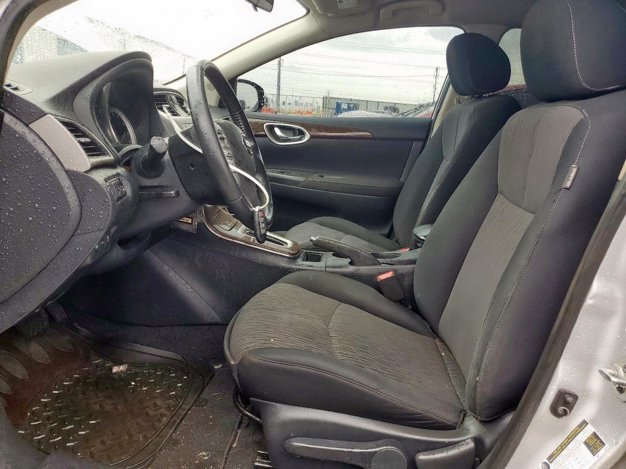 2014 Nissan Sentra S - Фото 7