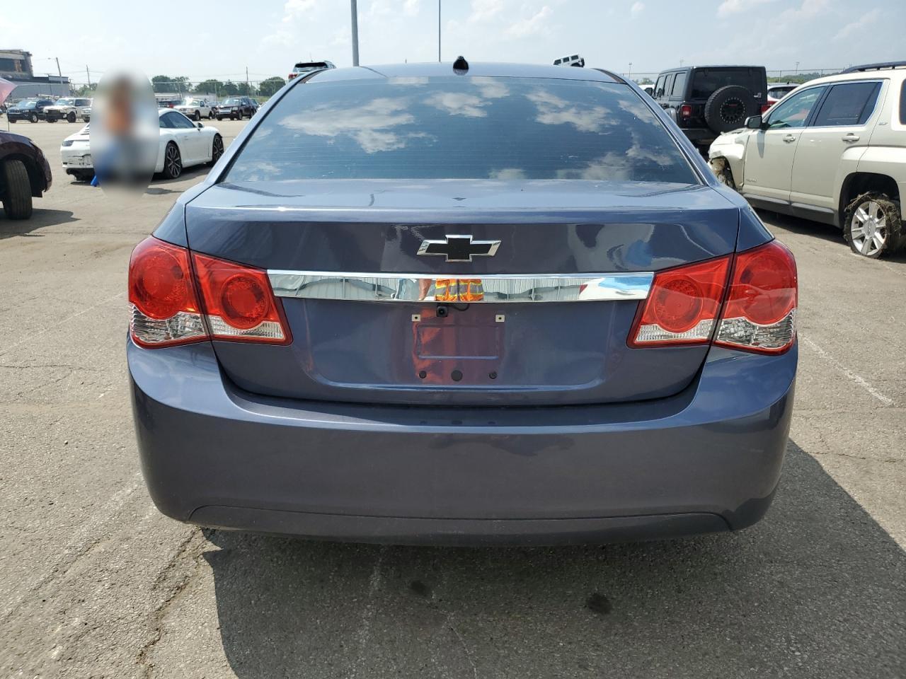 2014 Chevrolet Cruze Ls - Фото 6