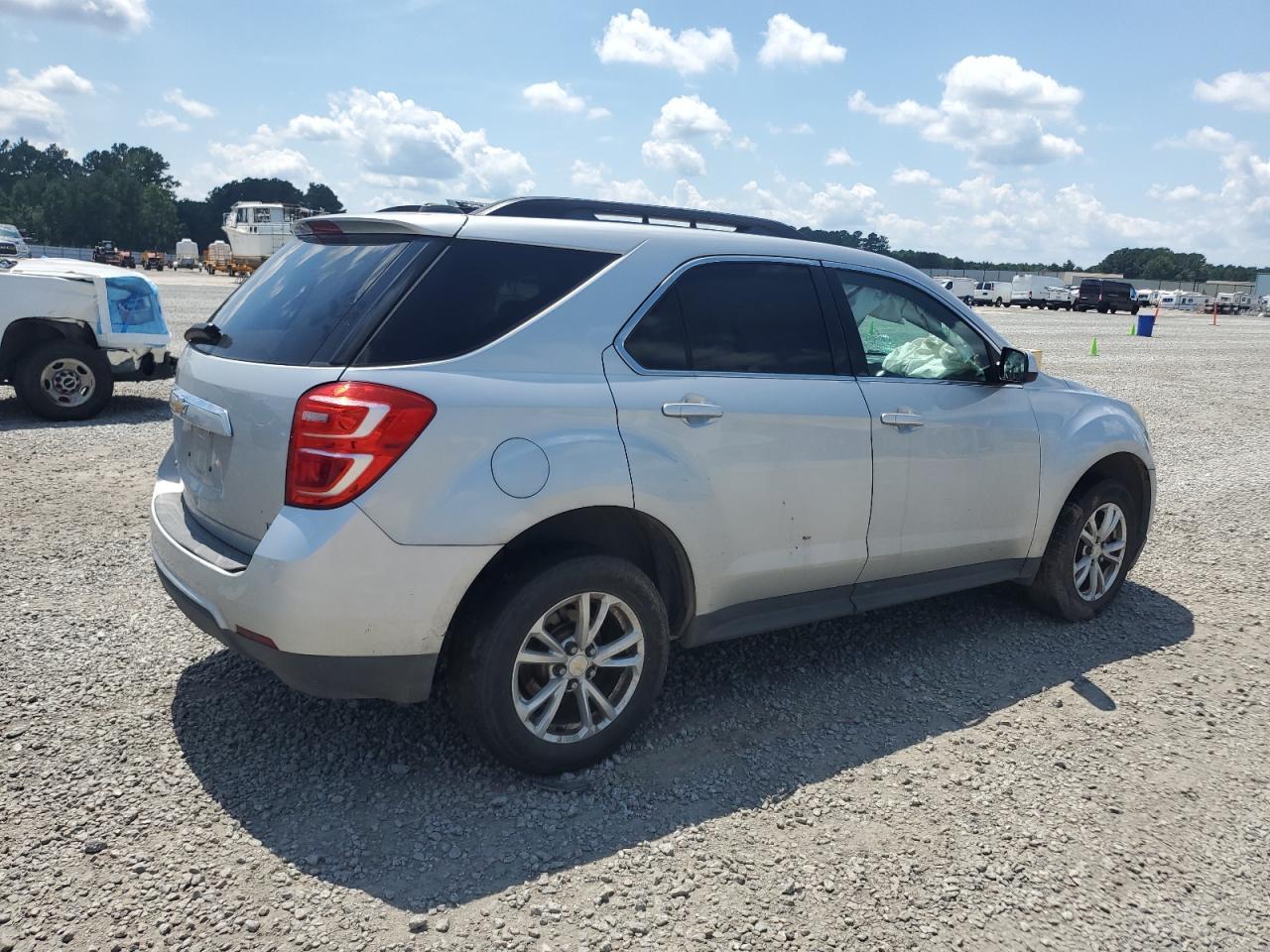 2017 Chevrolet Equinox Lt - Image 3
