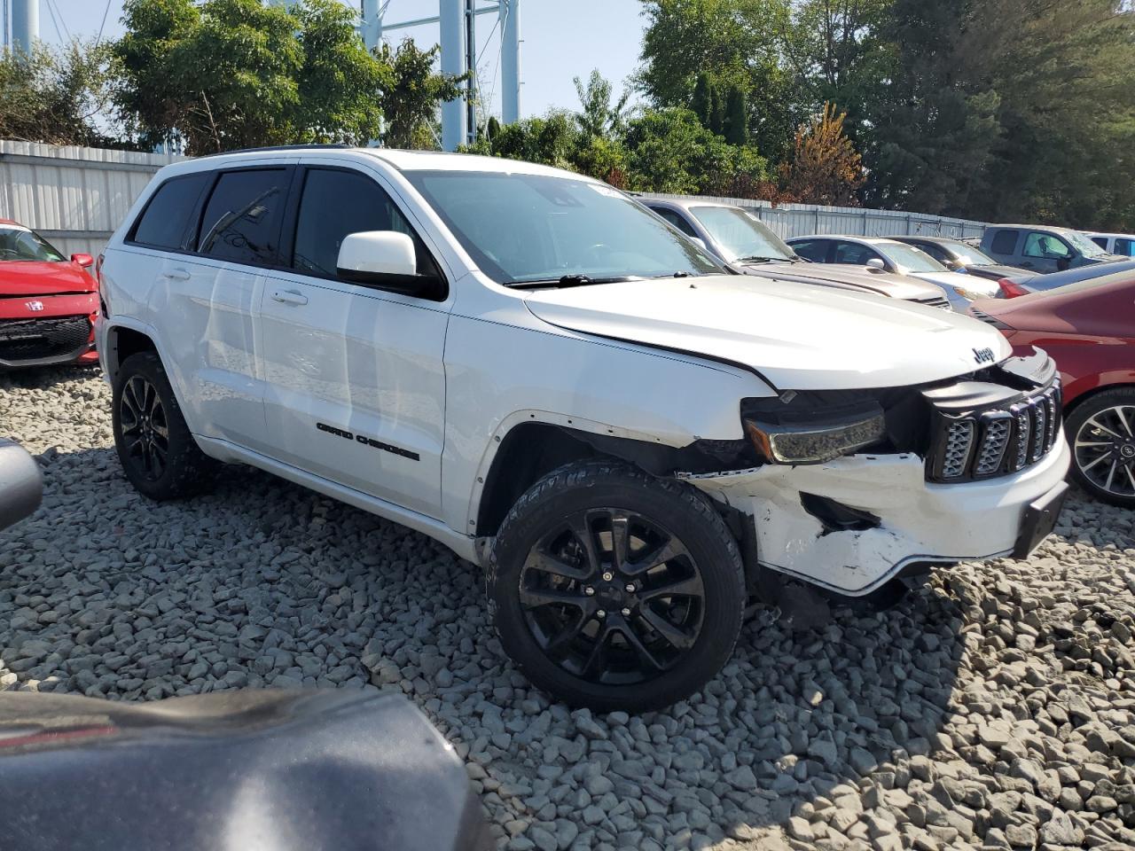 2021 Jeep Grand Cherokee Laredo - Фото 4