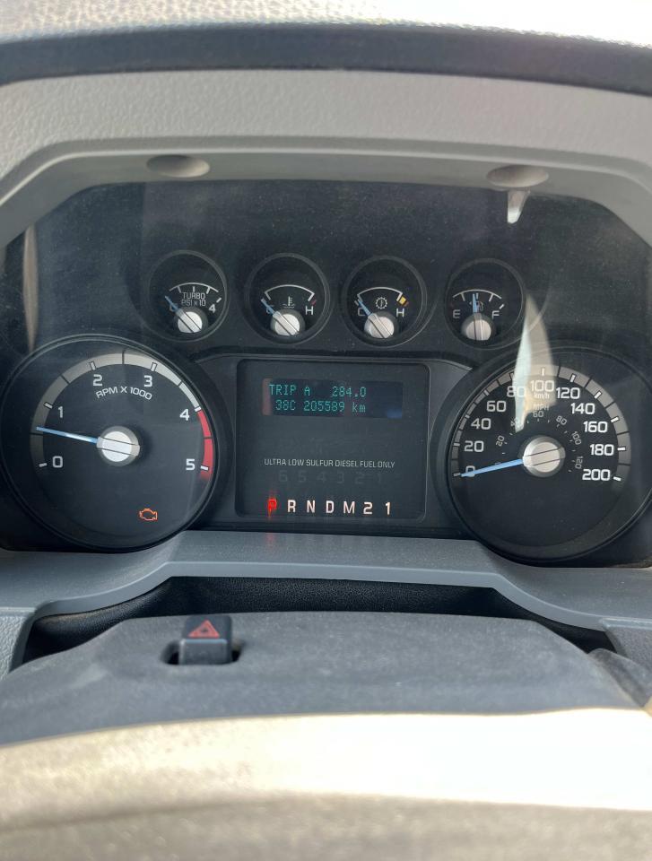2011 Ford F550 Super Duty - Image 7
