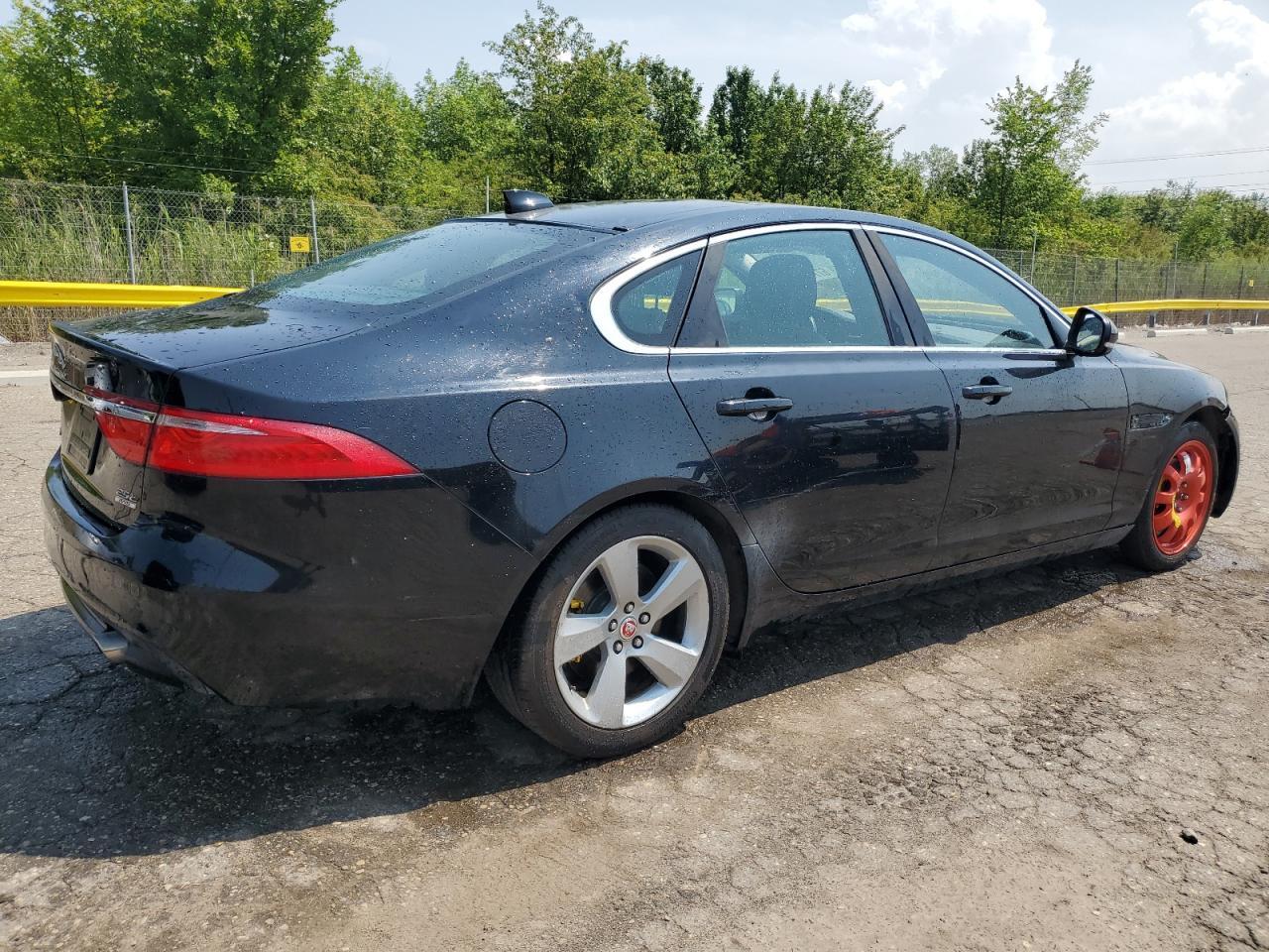 2018 Jaguar Xf - Фото 3