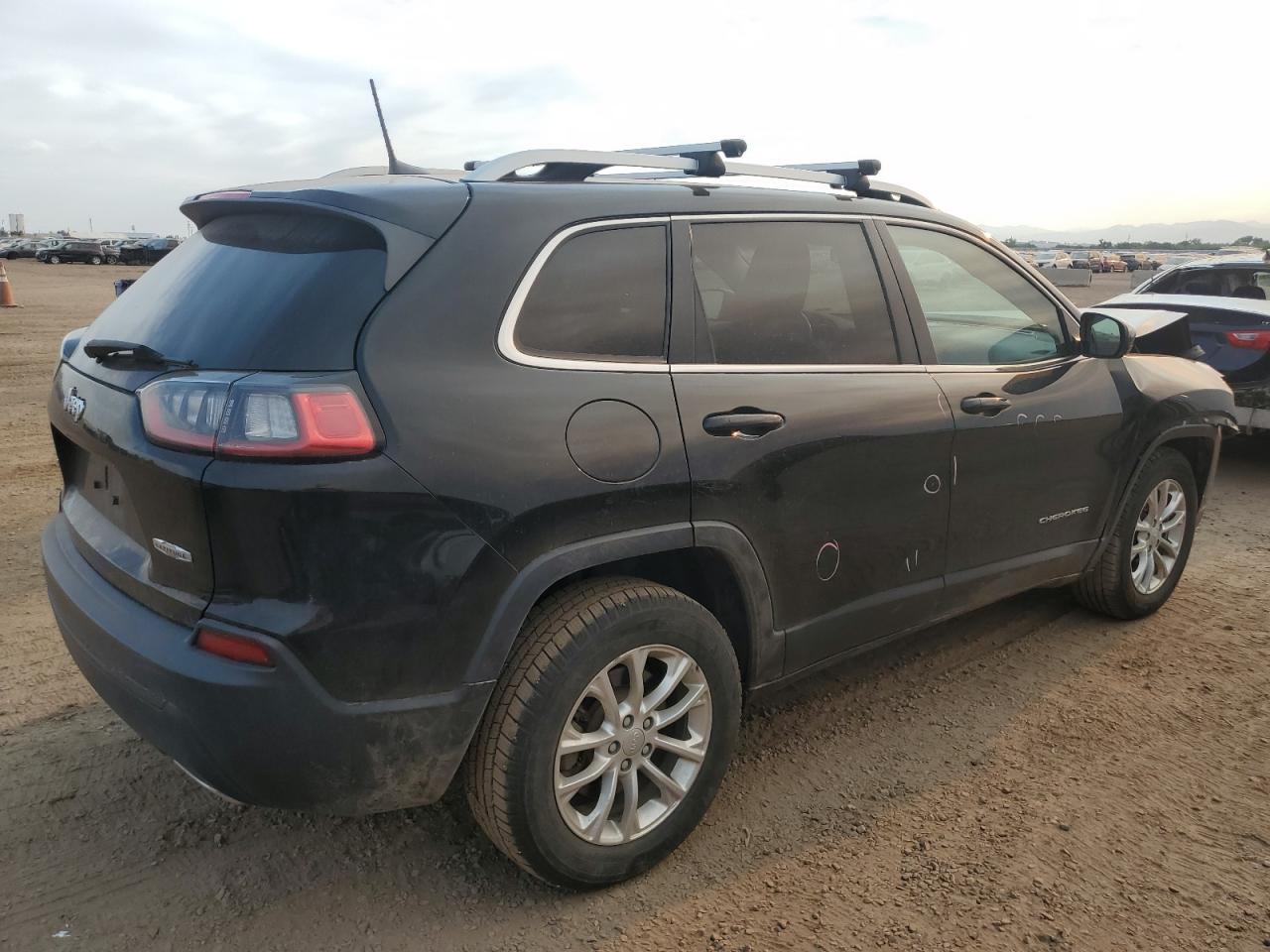 2019 Jeep Cherokee Latitude - Фото 3