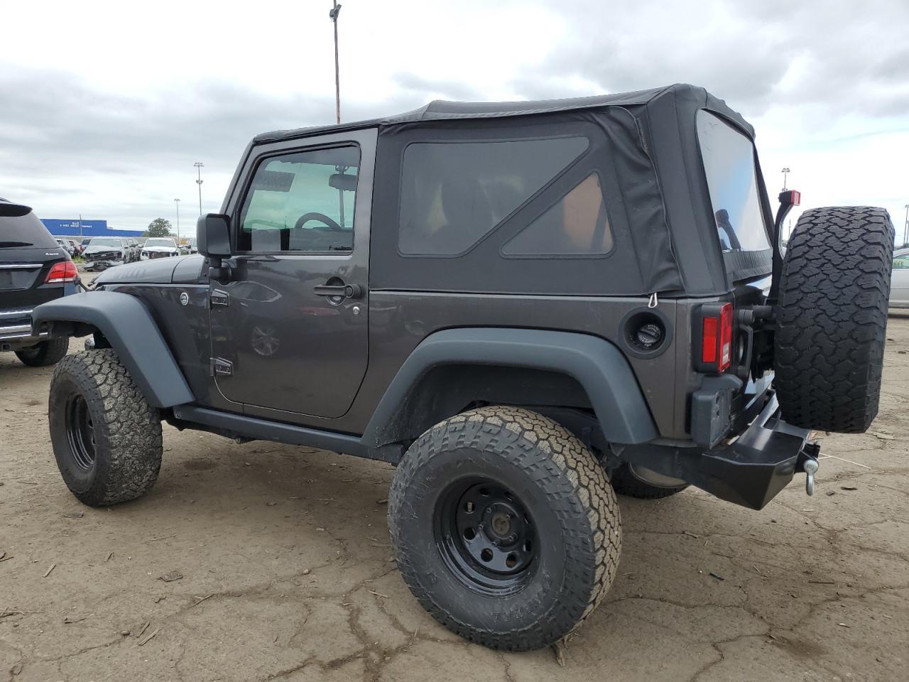 2017 Jeep Wrangler Sport - Фото 2