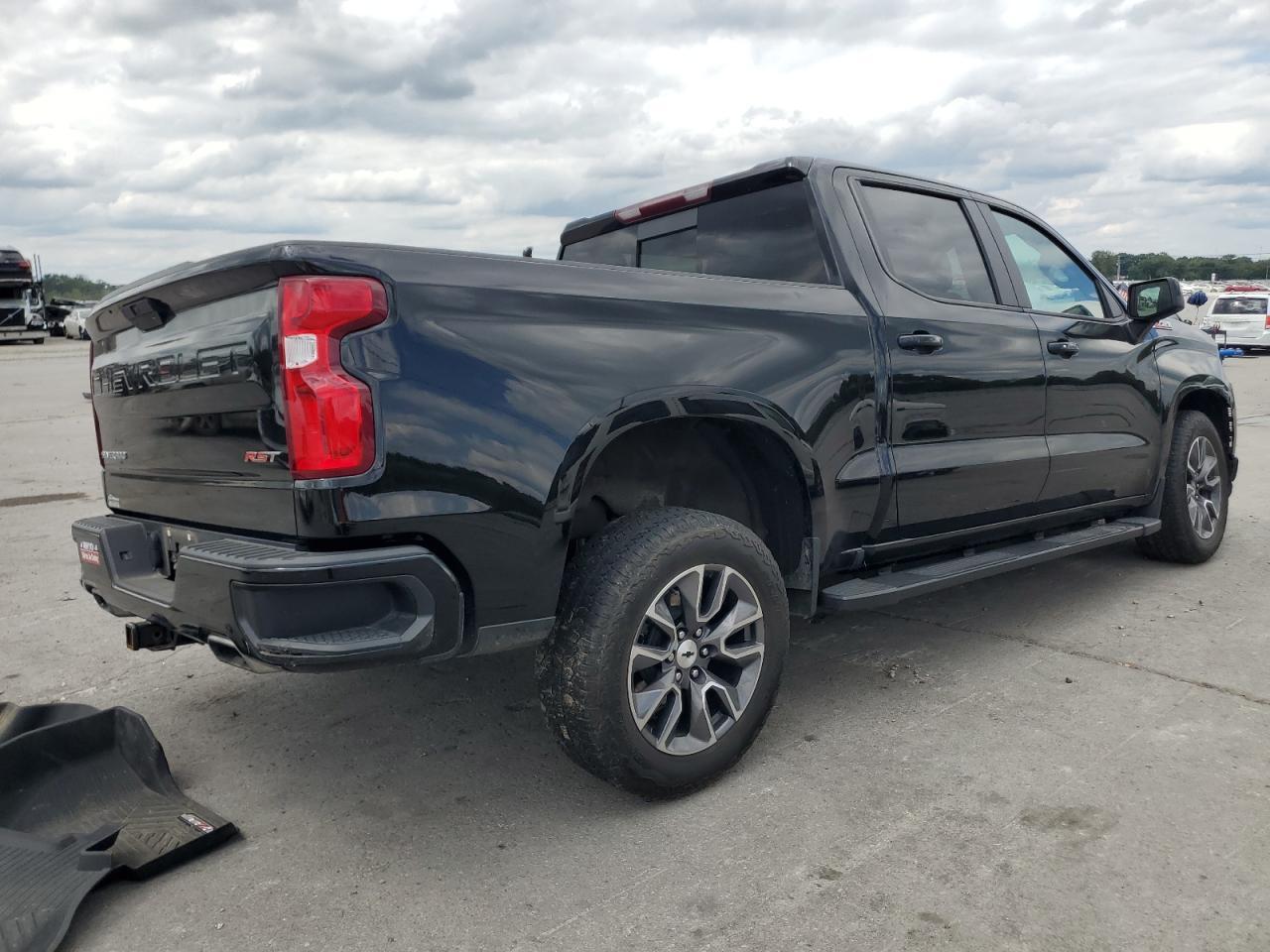 2022 Chevrolet Silverado Ltd K1500 Rst - Image 3