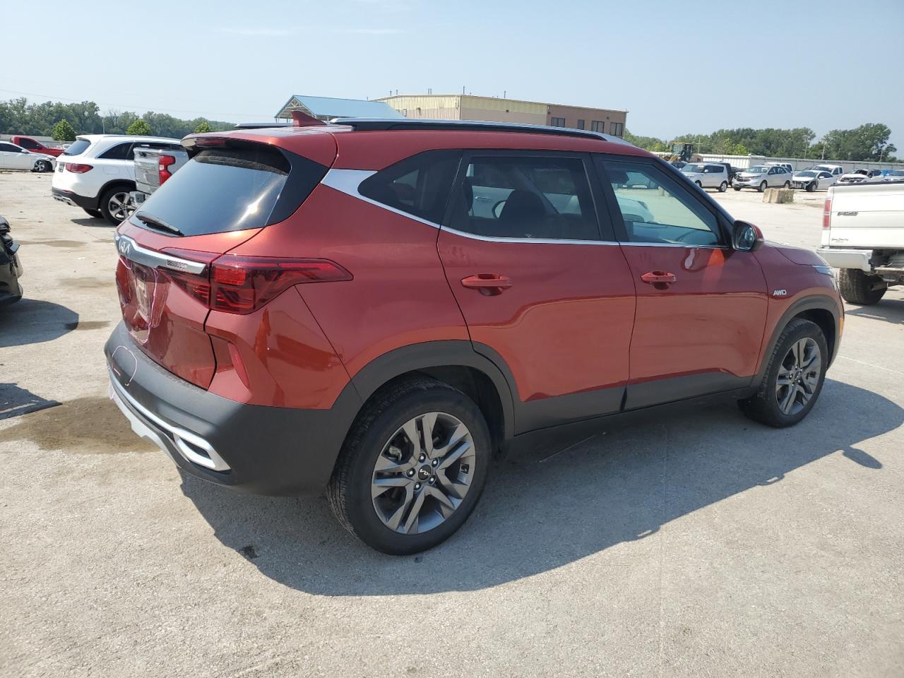 2023 Kia Seltos S - Image 3