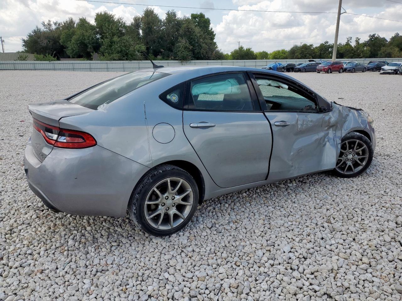 2014 Dodge Dart Sxt - Image 3